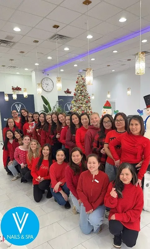 V V Nails and Spa — Nail salon in Grand Rapids